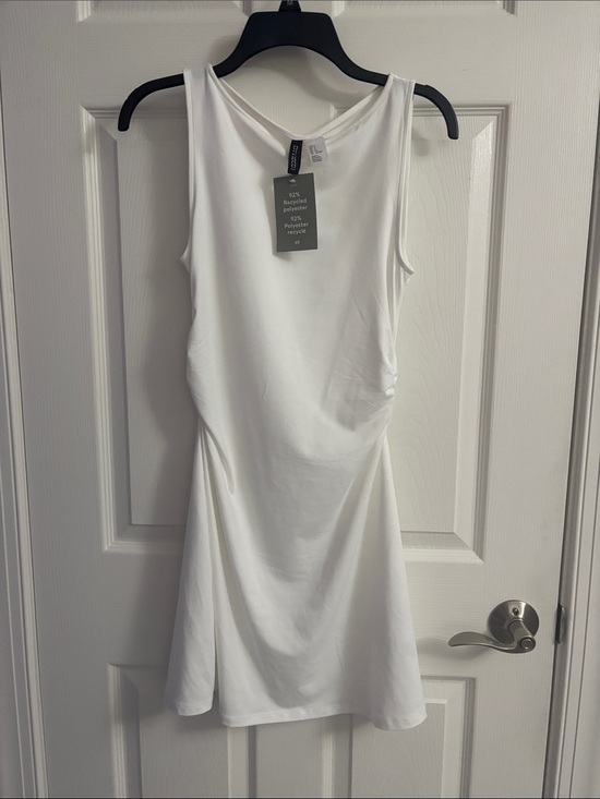 H&M Dresses & Skirts - White Sleeveless Mini Dress